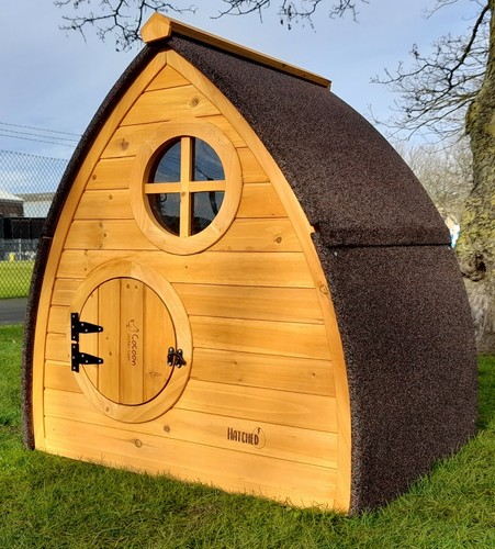 Stylish coop hen - coop,