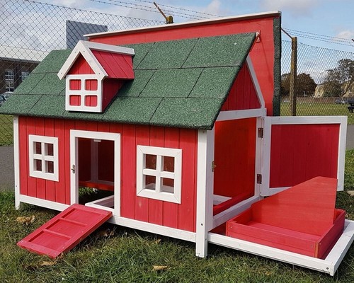 Chicken coop hen house - chicken, poultry